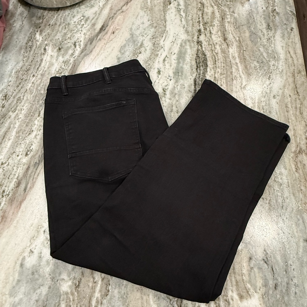 Arizona Jean Company Black Relaxed Straight Jeans